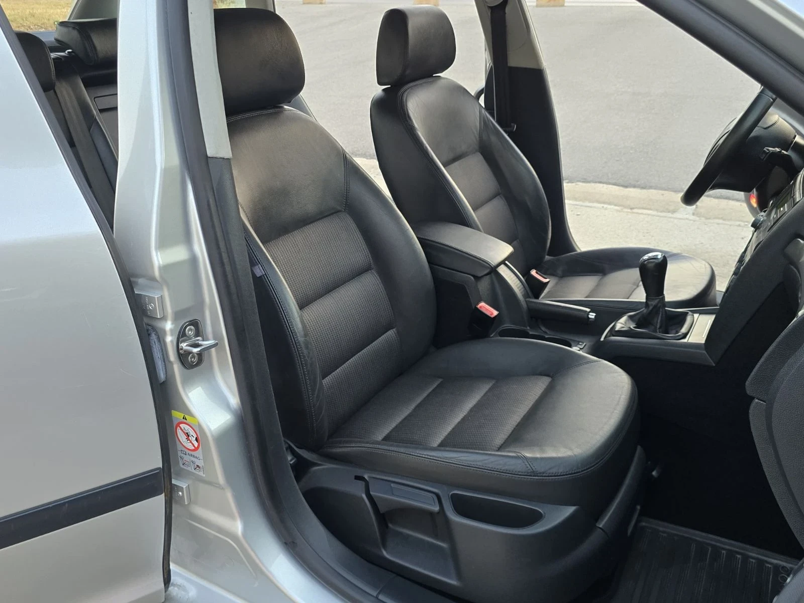 Skoda Octavia 1.9TDI кожа, снимка 10 - Автомобили и джипове - 55647356