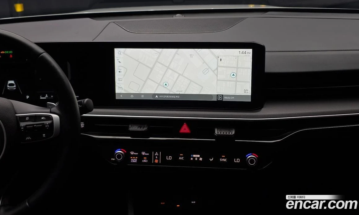 Kia K5 2.0 Prestige, снимка 14 - Автомобили и джипове - 55669006