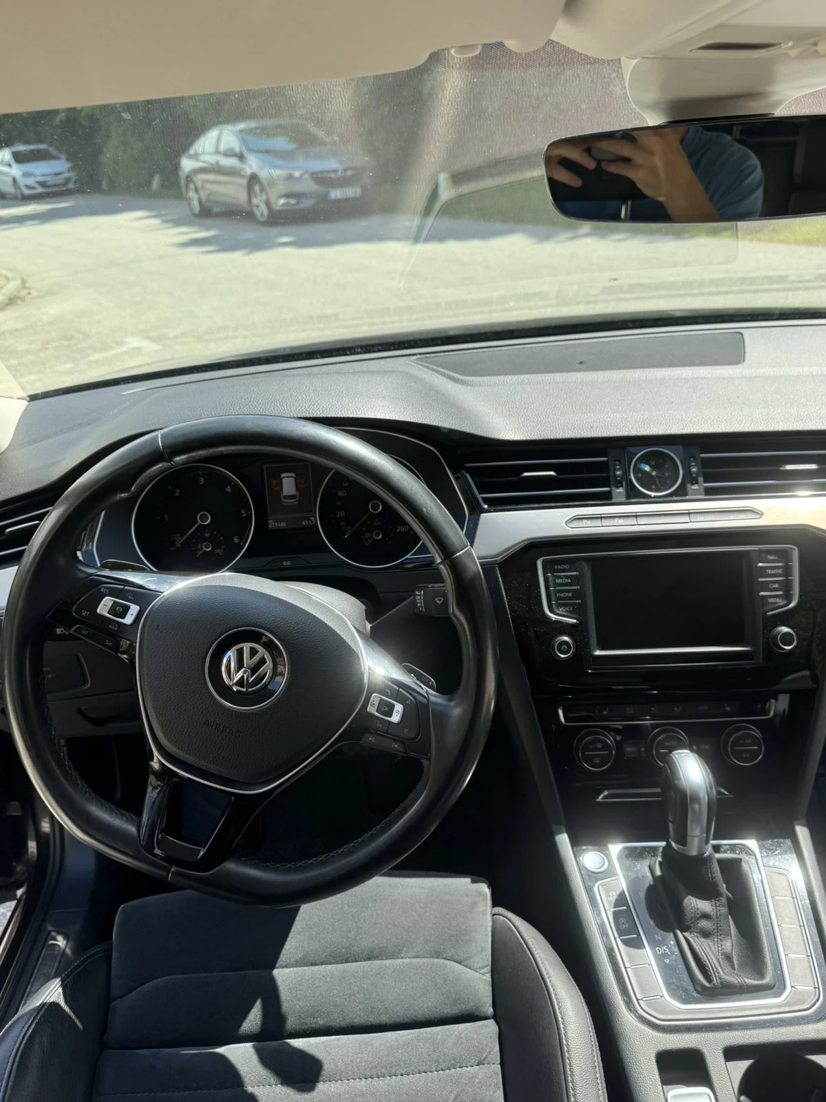 VW Passat HIGHLINE, снимка 7 - Автомобили и джипове - 55956591