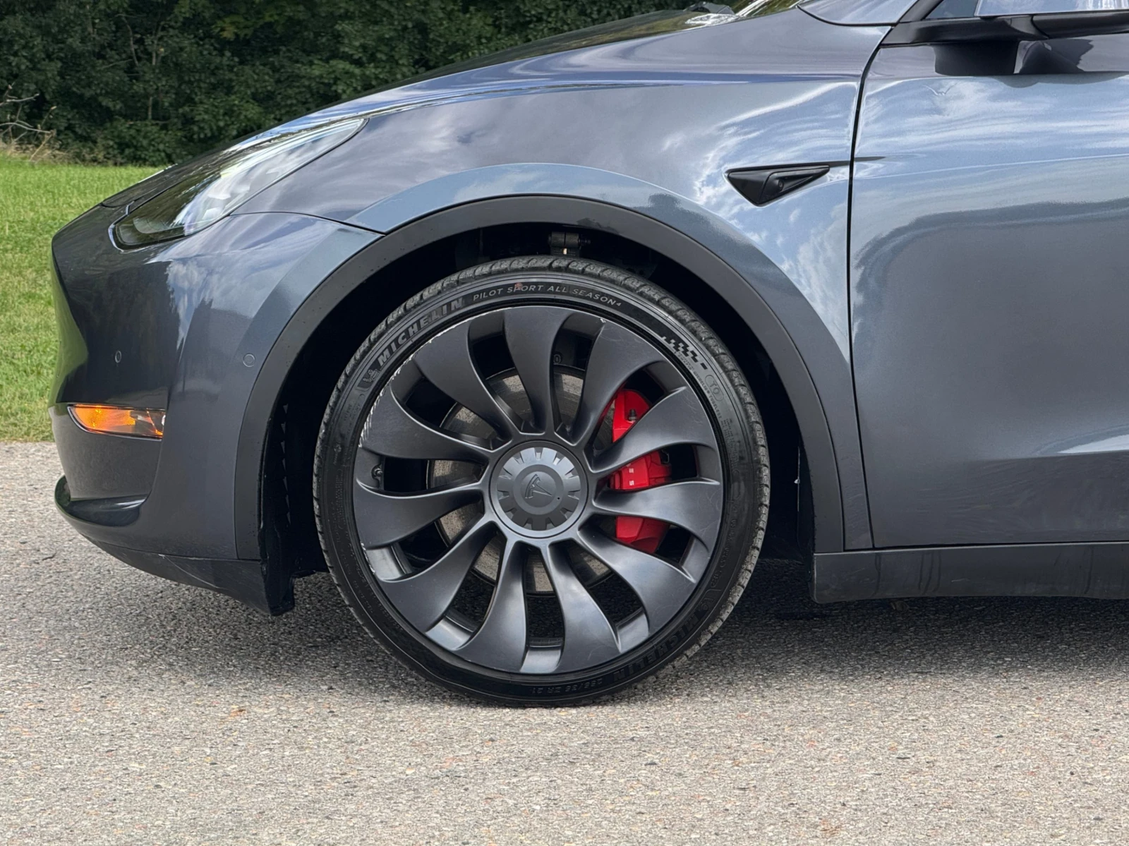 Tesla Model Y Performance Dual Motor AWD/CARFAX/������ ��� ���� | Mobile.bg � ����������� 8
