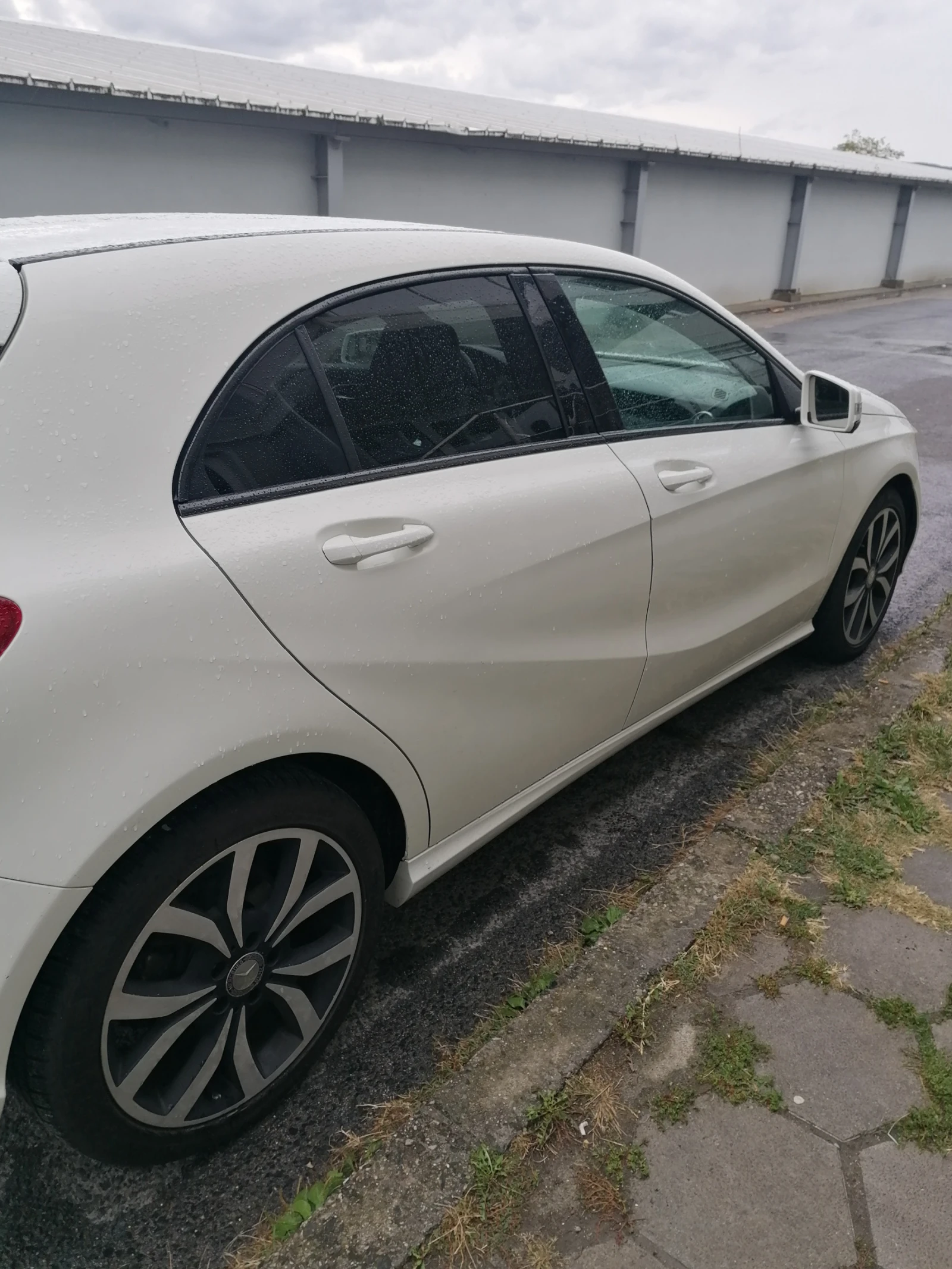Mercedes-Benz A 180, снимка 4 - Автомобили и джипове - 56554334