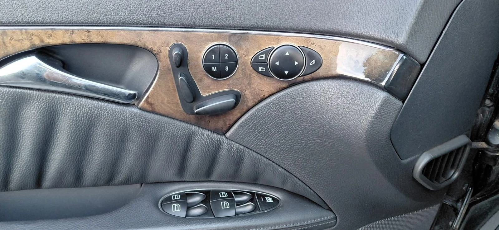 Mercedes-Benz E 350, снимка 10 - Автомобили и джипове - 56651084