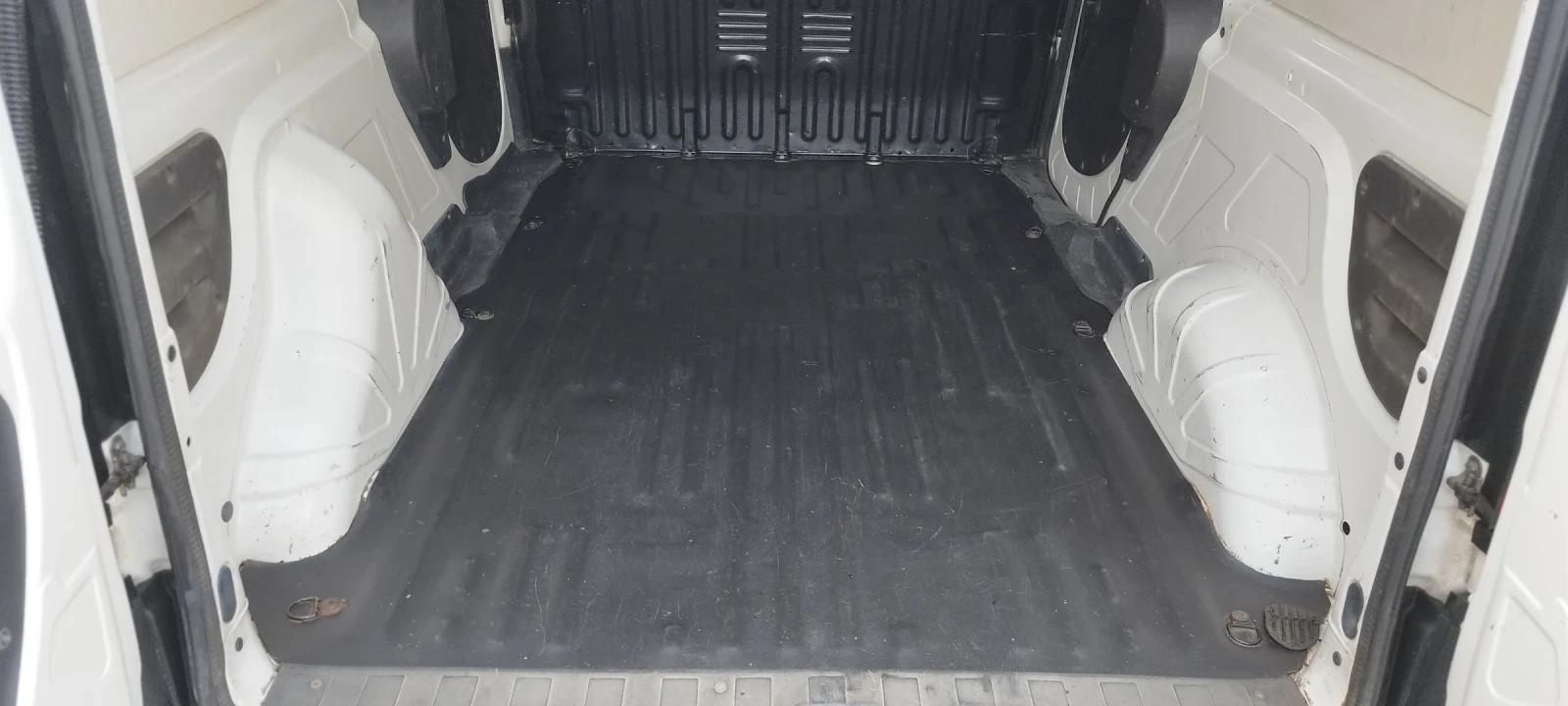 Fiat Doblo 1.3 MJET. MAXI, снимка 12 - Автомобили и джипове - 56697698