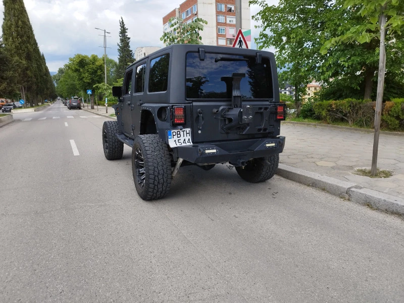 Jeep Wrangler Sahara, снимка 4 - Автомобили и джипове - 47839379