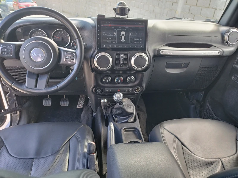 Jeep Wrangler Sahara, снимка 9 - Автомобили и джипове - 47839379