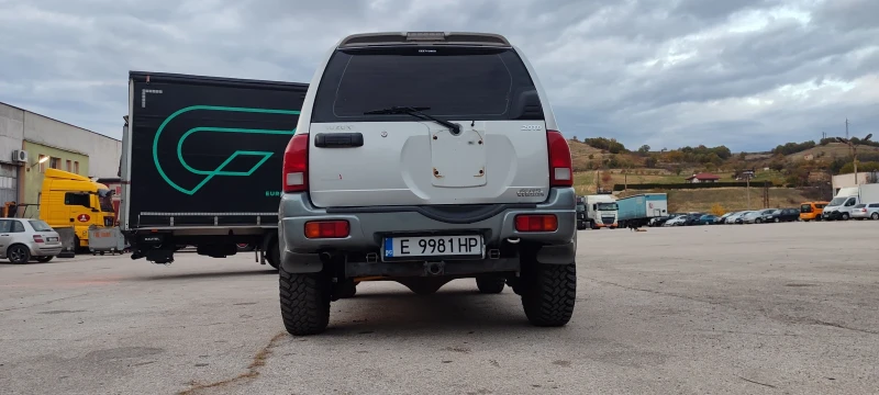 Suzuki Grand vitara 2.0 HDI, снимка 6 - Автомобили и джипове - 52291346