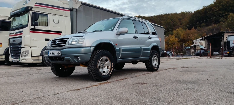 Suzuki Grand vitara 2.0 HDI, снимка 3 - Автомобили и джипове - 52291346