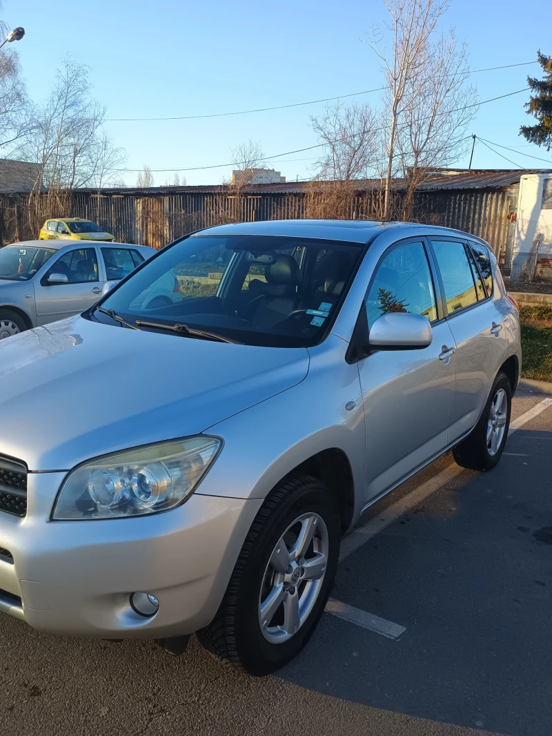 Toyota Rav4, снимка 5 - Автомобили и джипове - 53168266