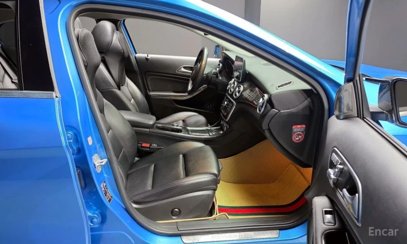 Mercedes-Benz GLA, снимка 10 - Автомобили и джипове - 53316478