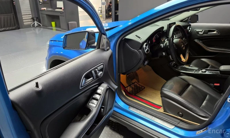 Mercedes-Benz GLA, снимка 11 - Автомобили и джипове - 53316478