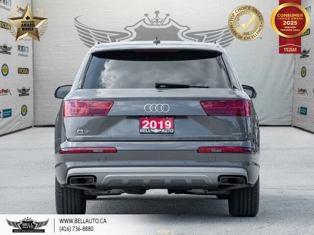 Audi Q7 * АВТО КРЕДИТ* ЦЕНА ДО БГ * СЕРВИЗНА ИСТОРИЯ *  - изображение 4