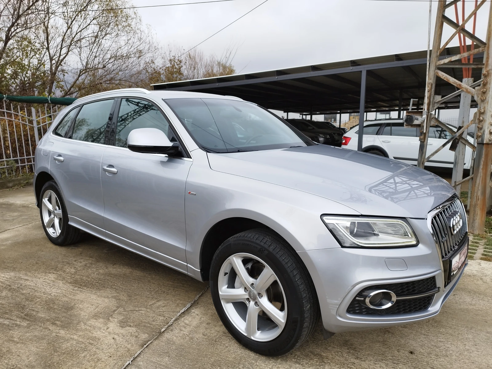 Audi Q5 2.0TDI S-LINE - изображение 2