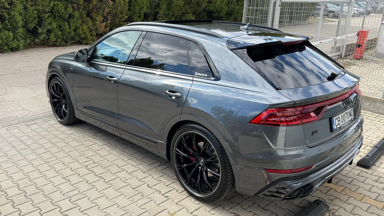 Audi Q8 - ABT!Закупена от Ауди България! 59х.км! 04.2021г. - изображение 2