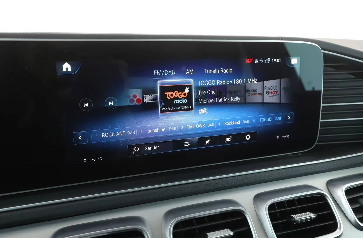 Mercedes-Benz GLC 350 e/4M/333HP/AMG-LINE/NAVI/360/KLESS/ACC/PANO/654f | Mobile.bg   12