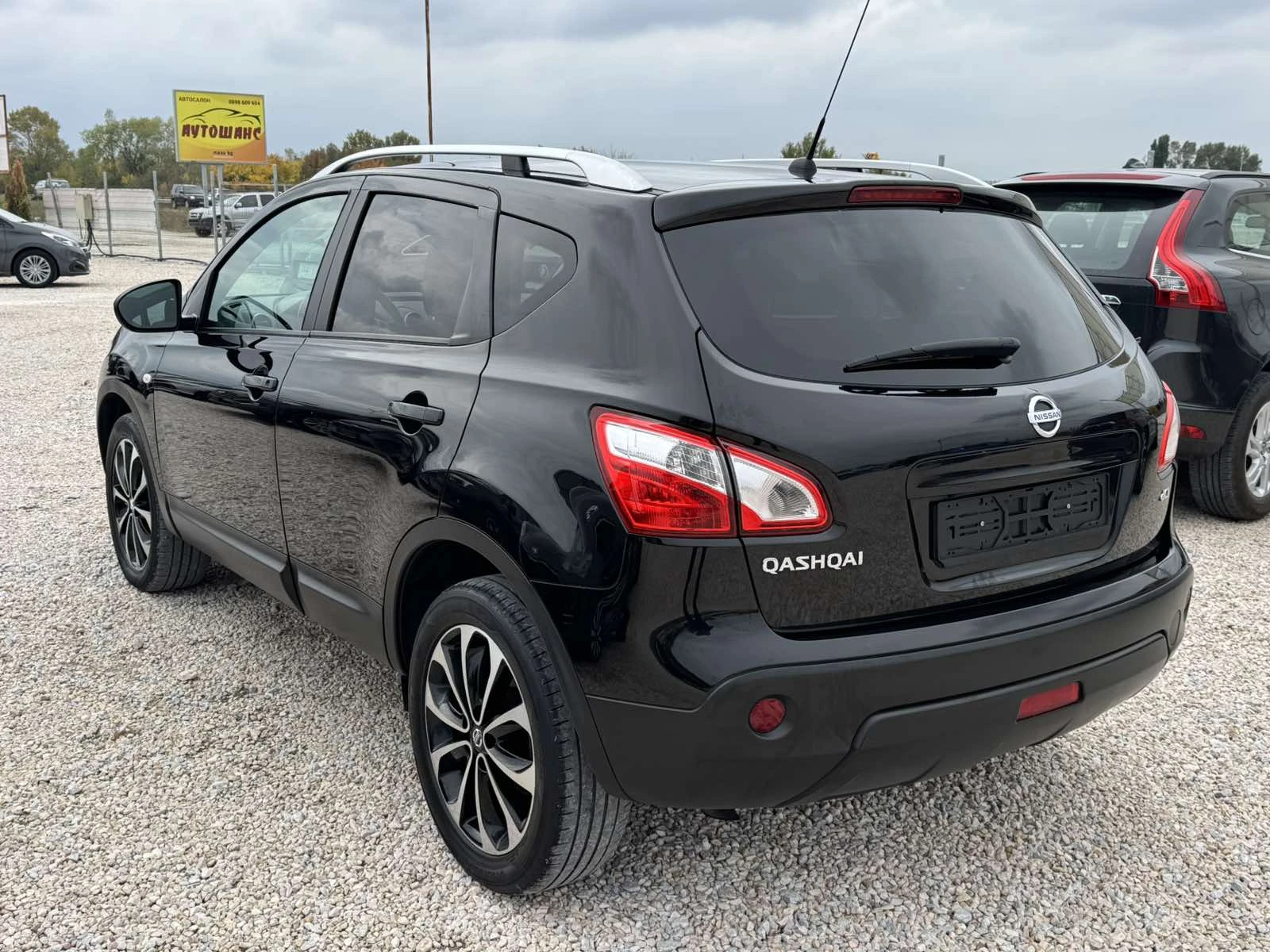 Nissan Qashqai 2.0DCI 4X4 AUTOMAT - изображение 6