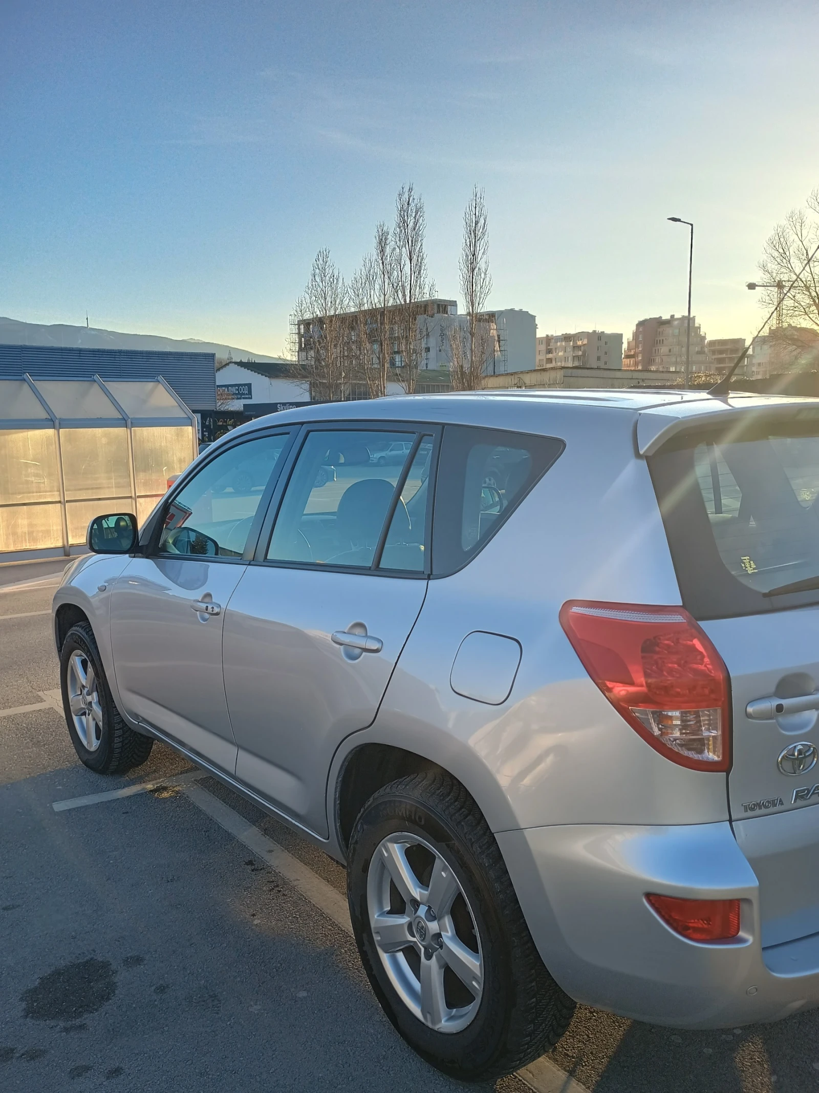 Toyota Rav4  - изображение 4