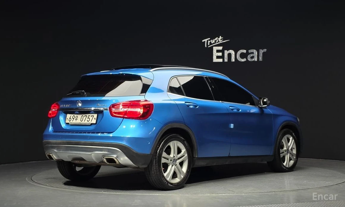 Mercedes-Benz GLA  - изображение 2