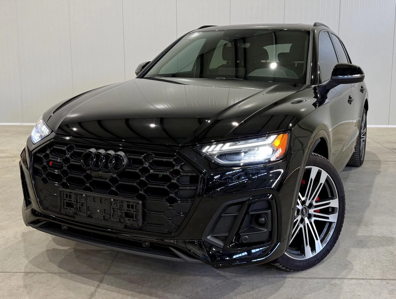 Audi SQ5 Technik Black Optic