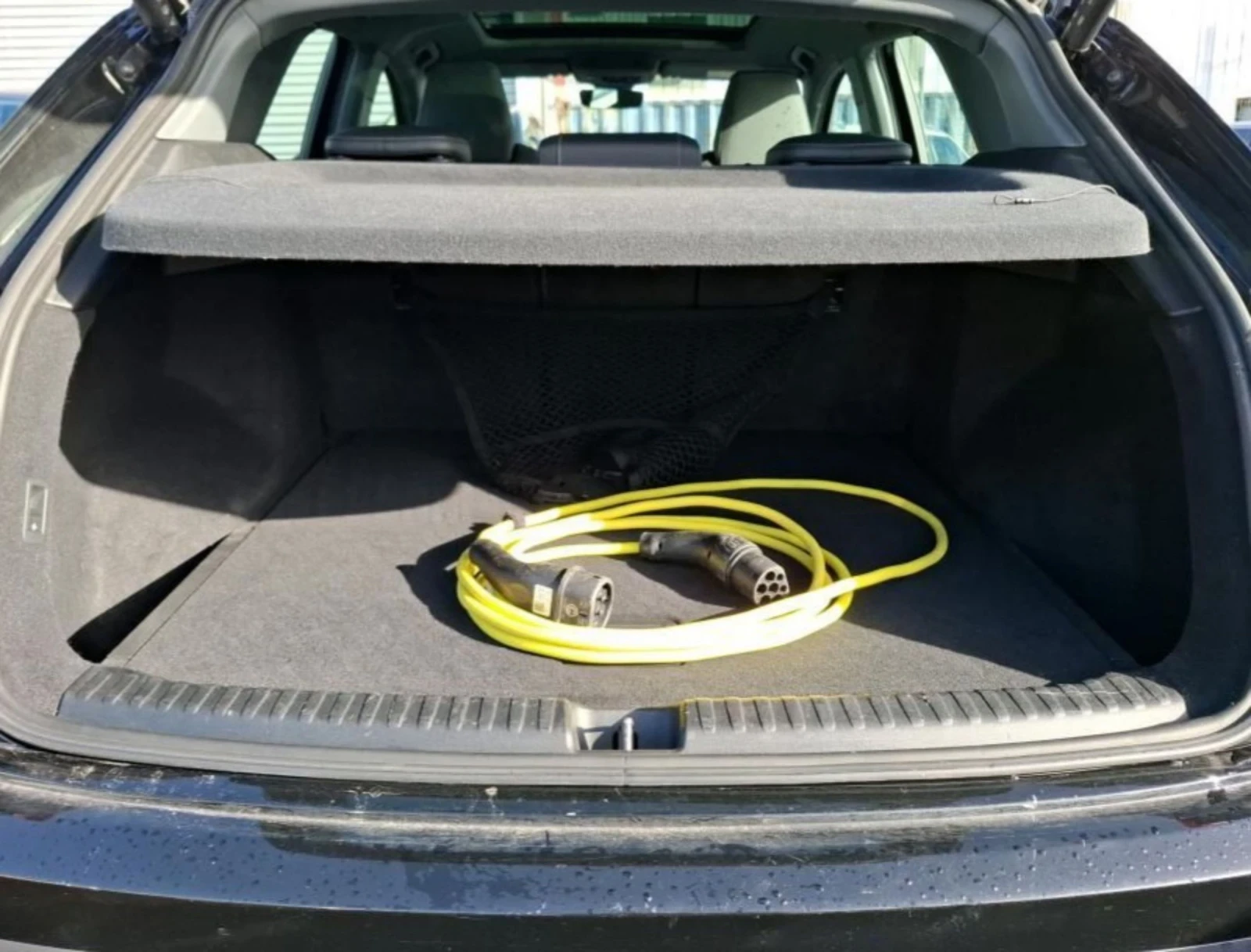 Audi Q4 e-tron 45 Quattro.Panorama.Kamera.Navi.Led, снимка 12 - Автомобили и джипове - 54114906