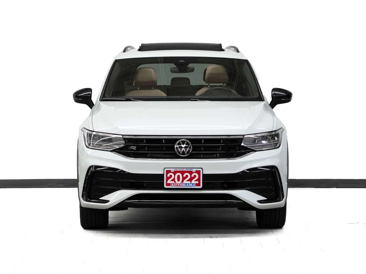VW Tiguan R-LINE | AWD | Pano Roof | BSM | CarPlay | Mobile.bg � ����������� 1