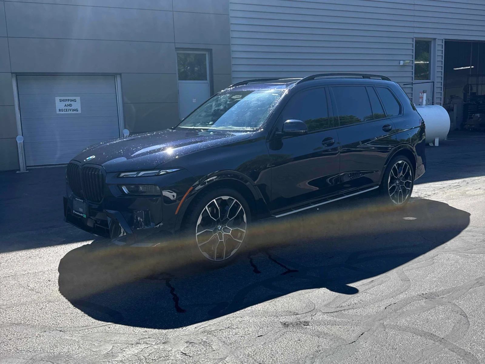 BMW X7 ДИСТРОНИК * ОБДУХВАНЕ * ПАНОРАМА * H/K * CAR FAX , снимка 3 - Автомобили и джипове - 55154865