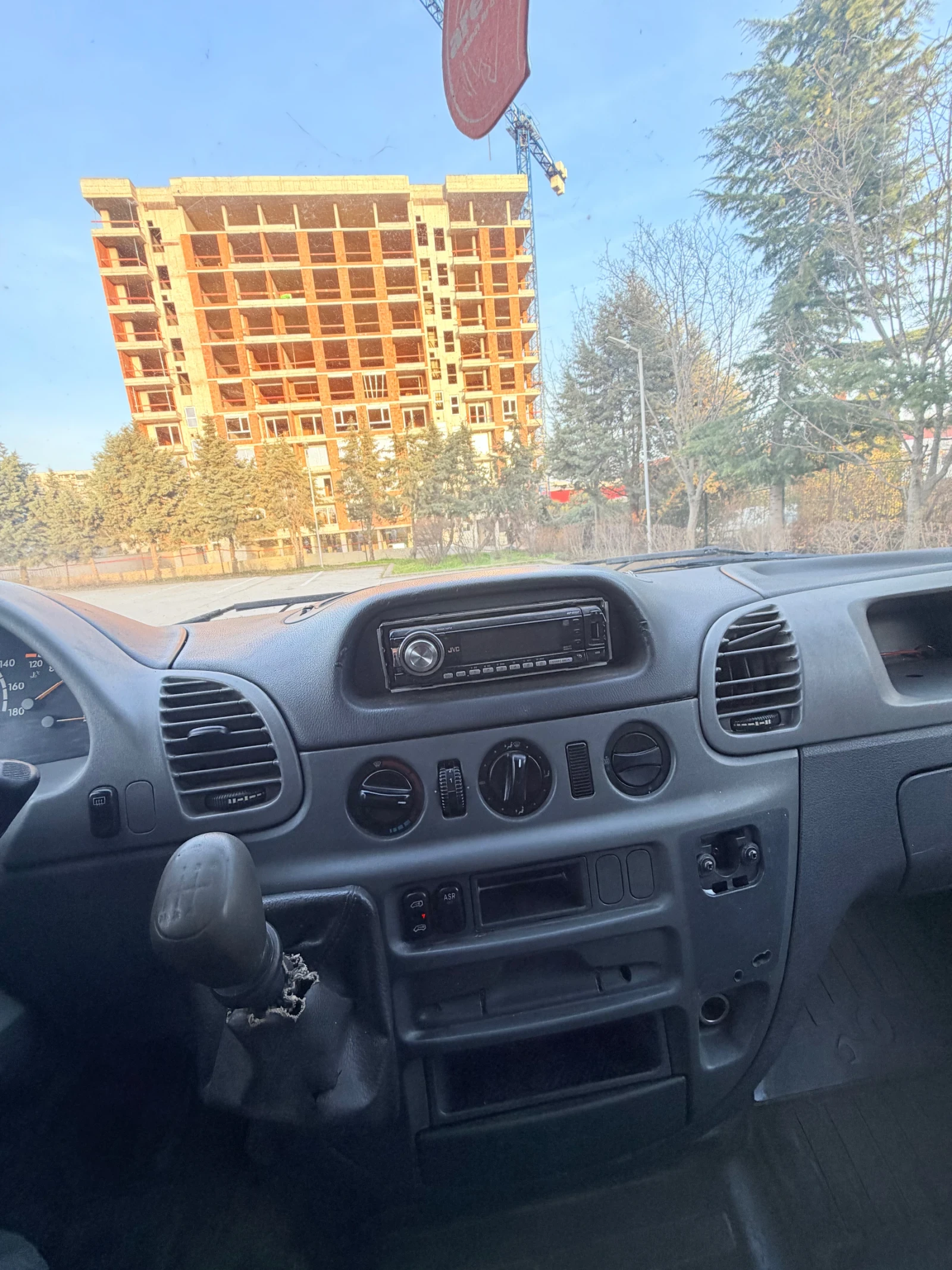 Mercedes-Benz 212 8+ 1 2.2 CDi, снимка 11 - Бусове и автобуси - 53690279