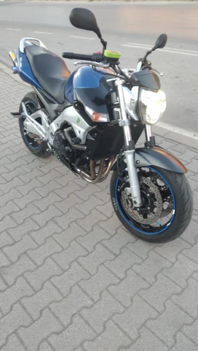 Suzuki Gsr 600 ПЕРФЕКТЕН , снимка 1