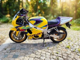 Suzuki Gsxr ZK3 Alstare, снимка 4
