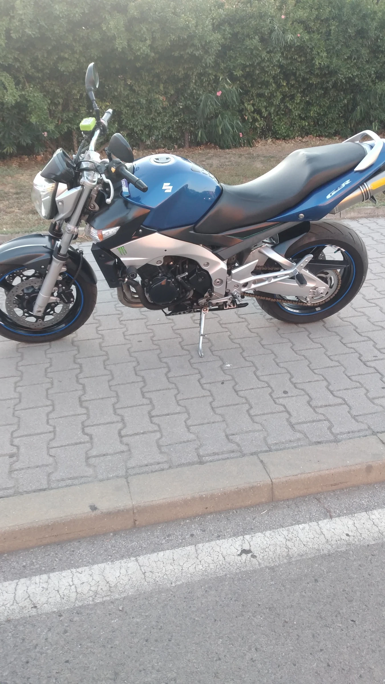 Suzuki Gsr  - изображение 7