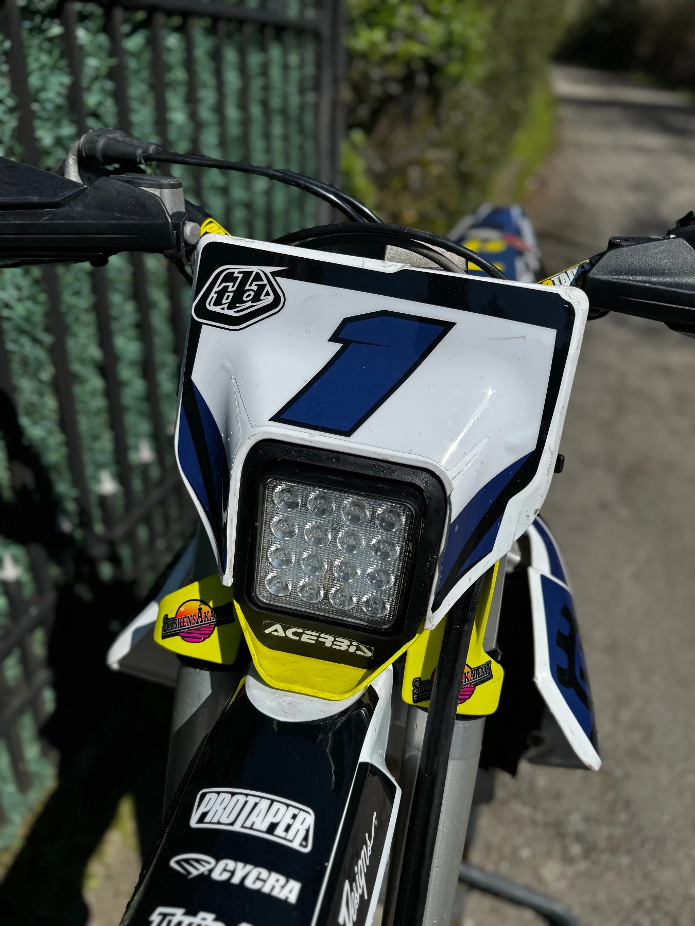 Husqvarna FE 2023!Tuning!Регистрация!, снимка 14 - Мотоциклети и мототехника - 54096788