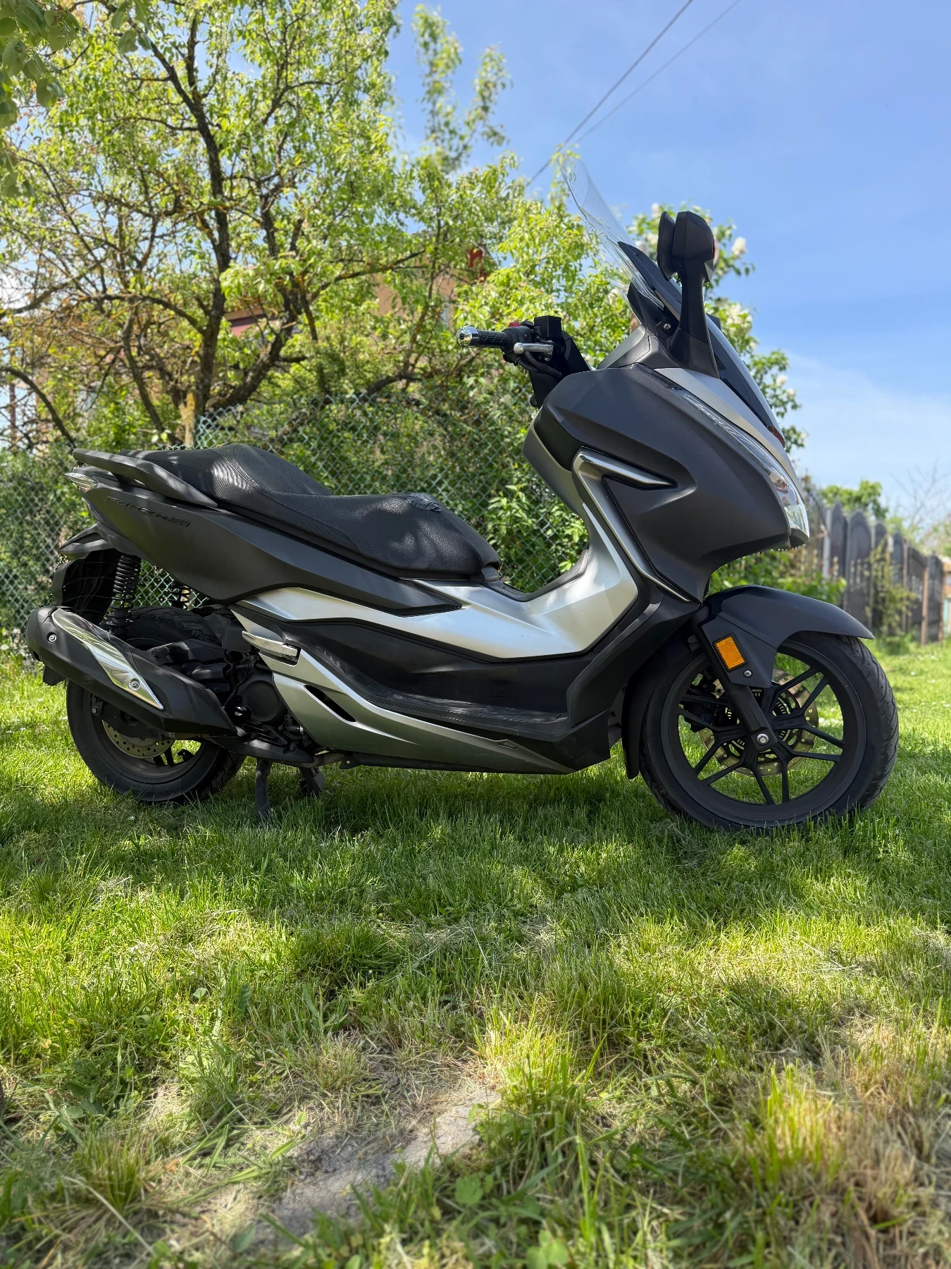 Honda Forza 300i 2018g ABS, снимка 2 - Мотоциклети и мототехника - 54345823