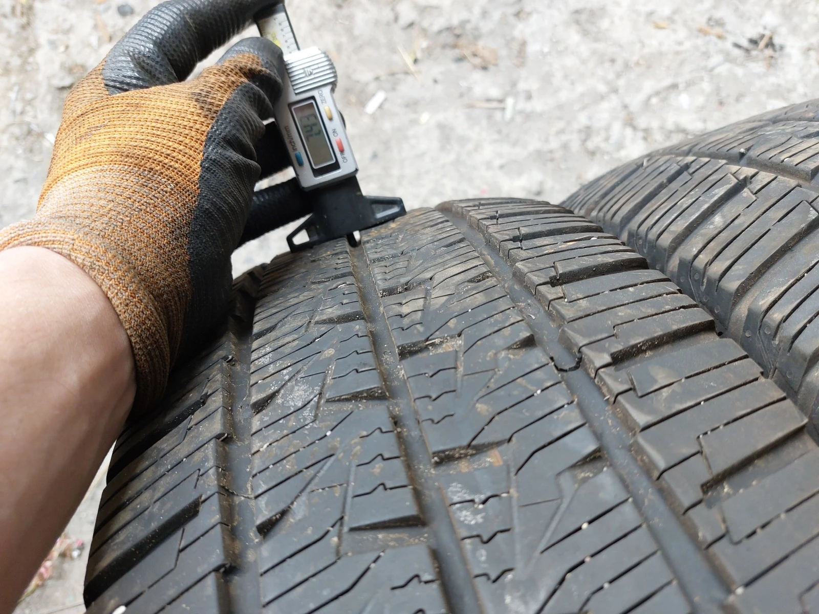 ���� 225/65R16 | Mobile.bg � ����������� 4