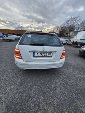 Mercedes-Benz C 220 2.2, снимка 3