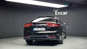 Kia Stinger 2.0 TURBO* AWD* PATINUM* ОБДУХ* ПАНО* НАВИ* КАМЕРА, снимка 4