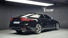 Kia Stinger 2.0 TURBO* AWD* PATINUM* ОБДУХ* ПАНО* НАВИ* КАМЕРА, снимка 2