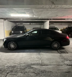 Mercedes-Benz E 220 BURMESTER / AMG / PANO / 360CAM / 9G / WIDESCREEN, снимка 17