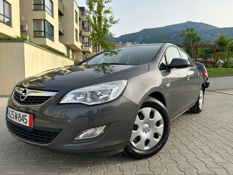 Opel Astra 1.4 eco flex, снимка 1 - Автомобили и джипове - 46098683