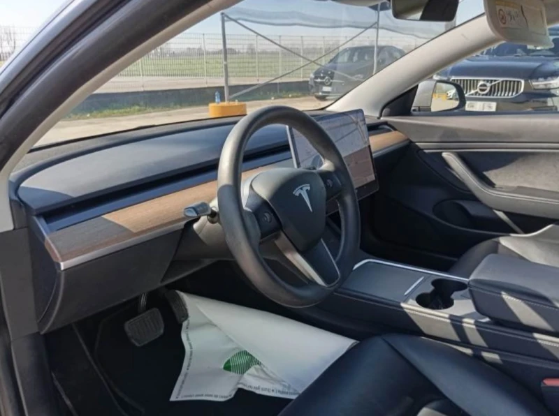 Tesla Model 3  4х4 Европейска Long Range, снимка 6 - Автомобили и джипове - 49778299