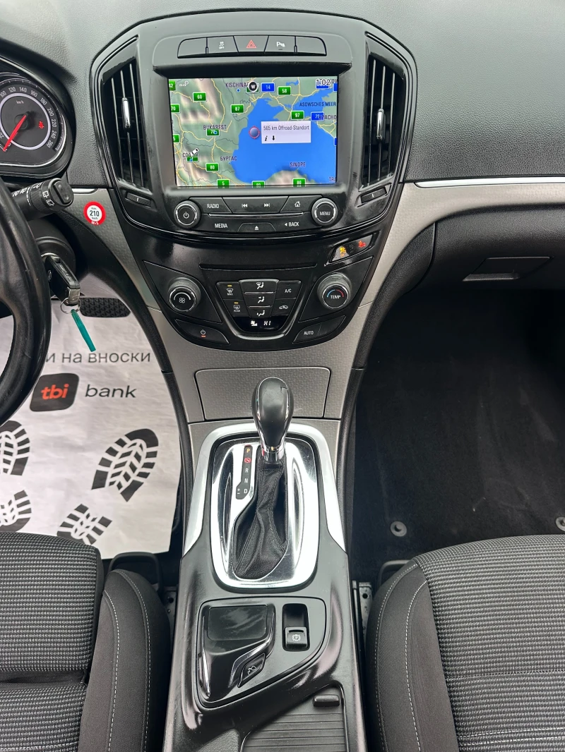 Opel Insignia 2.0CDTI 136kc AUTOMAT FACE, снимка 12 - Автомобили и джипове - 52352008