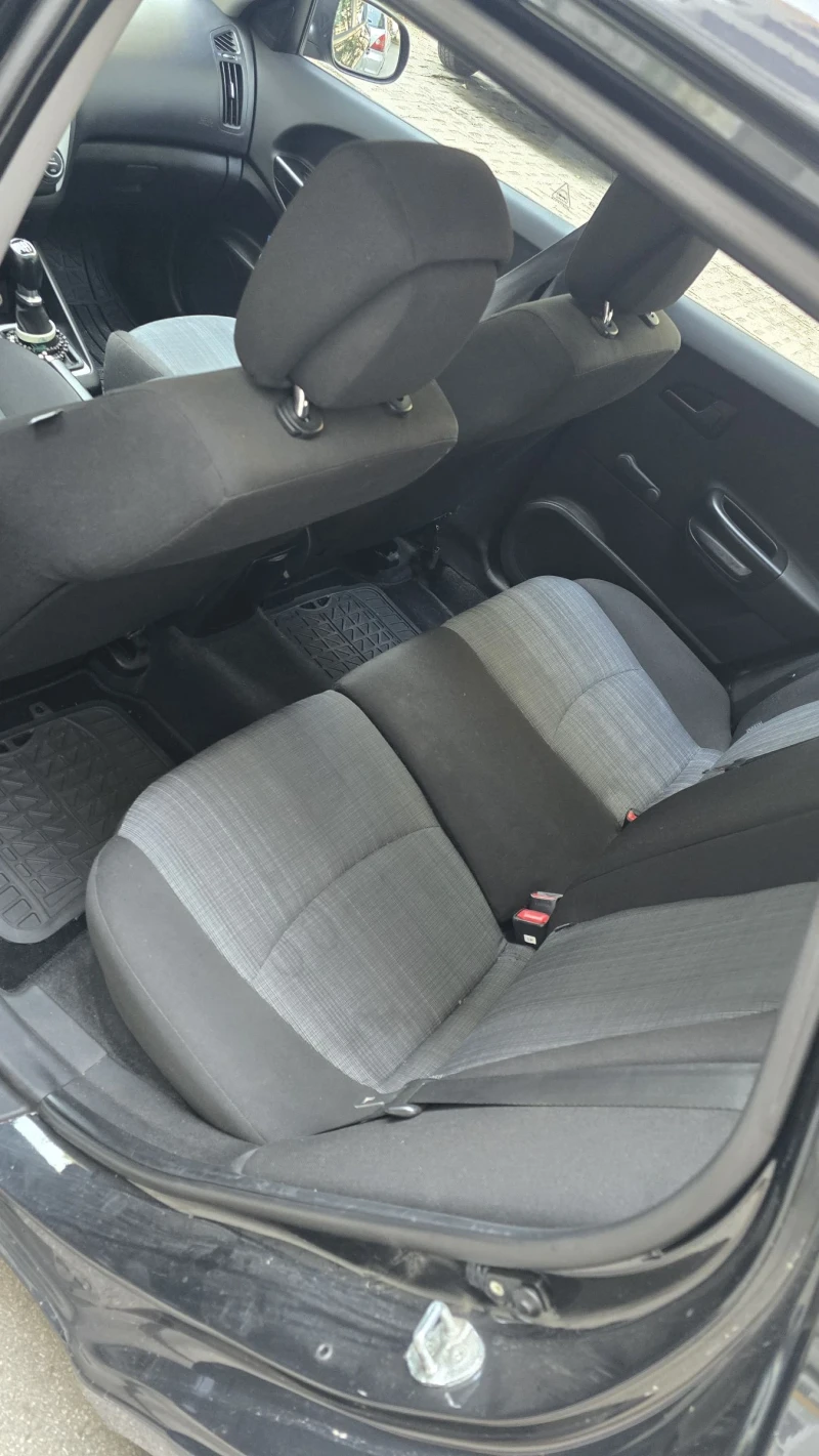 Kia Ceed 1.6 CRDI, снимка 8 - Автомобили и джипове - 52531941