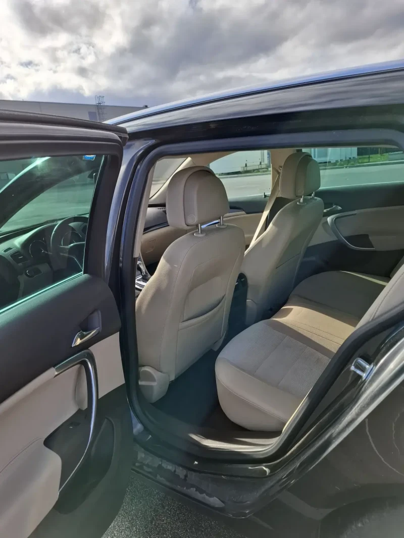 Opel Insignia, снимка 4 - Автомобили и джипове - 52561914
