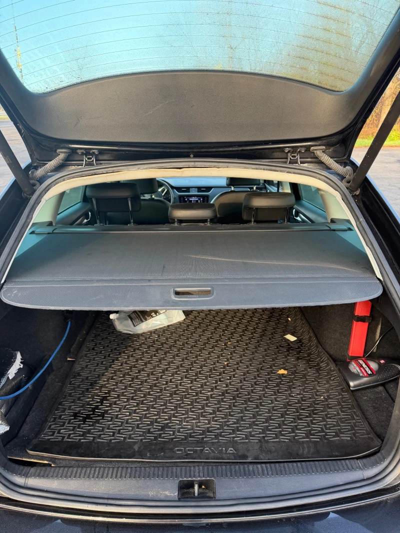 Skoda Octavia Octavia 1.5  Метан, снимка 10 - Автомобили и джипове - 52734972