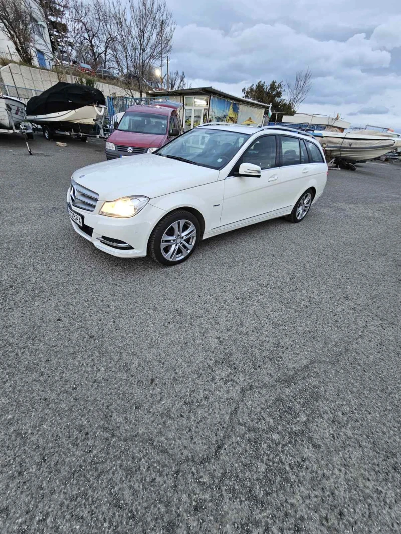 Mercedes-Benz C 220 2.2