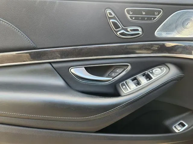 Mercedes-Benz S 560, снимка 13 - Автомобили и джипове - 54810712