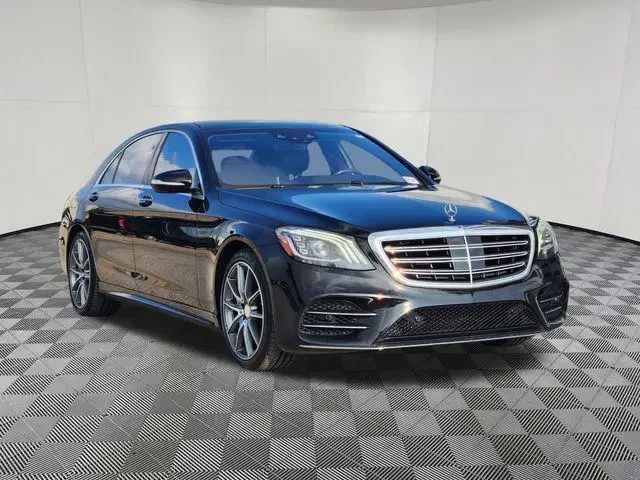 Mercedes-Benz S 560