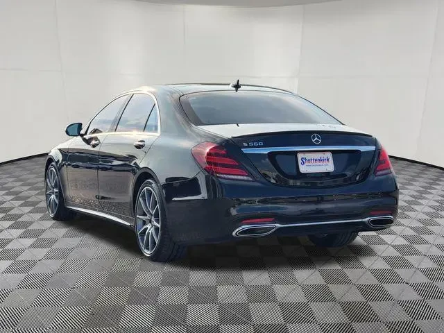 Mercedes-Benz S 560, снимка 3 - Автомобили и джипове - 54810712