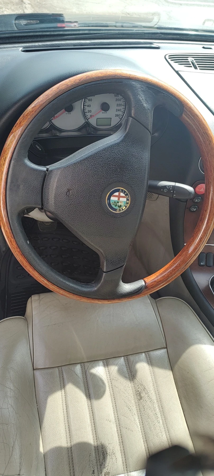 Alfa Romeo 166  - изображение 7