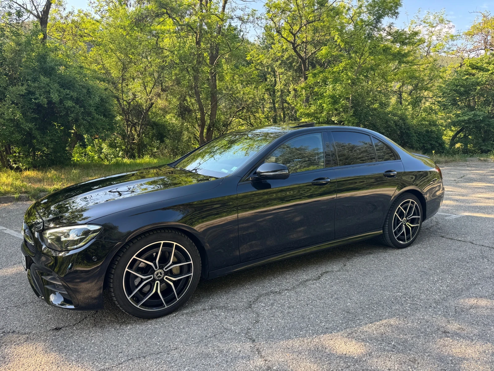 Mercedes-Benz E 220 AMG  - изображение 5