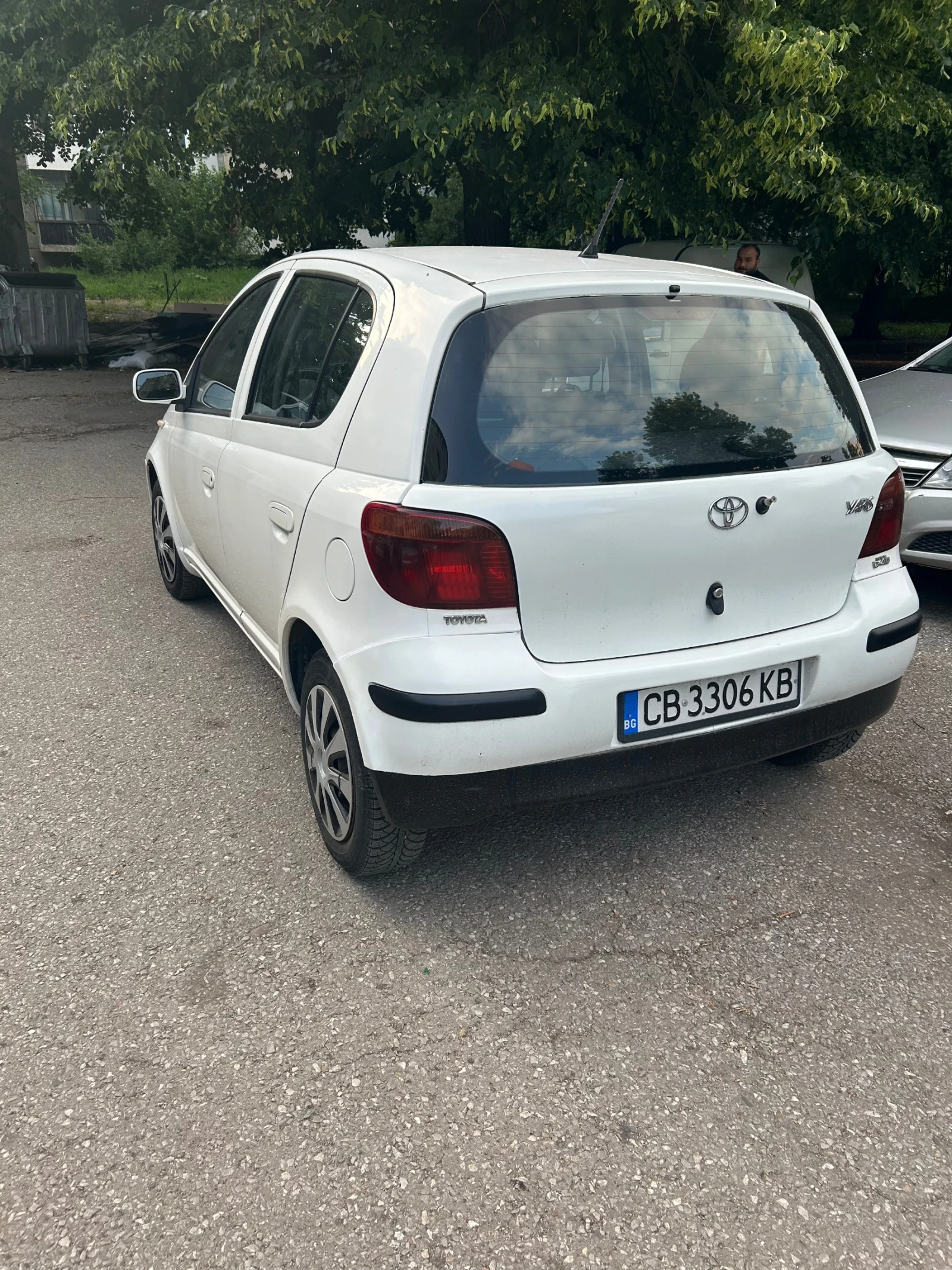 Toyota Yaris 1.4 d4d - изображение 3