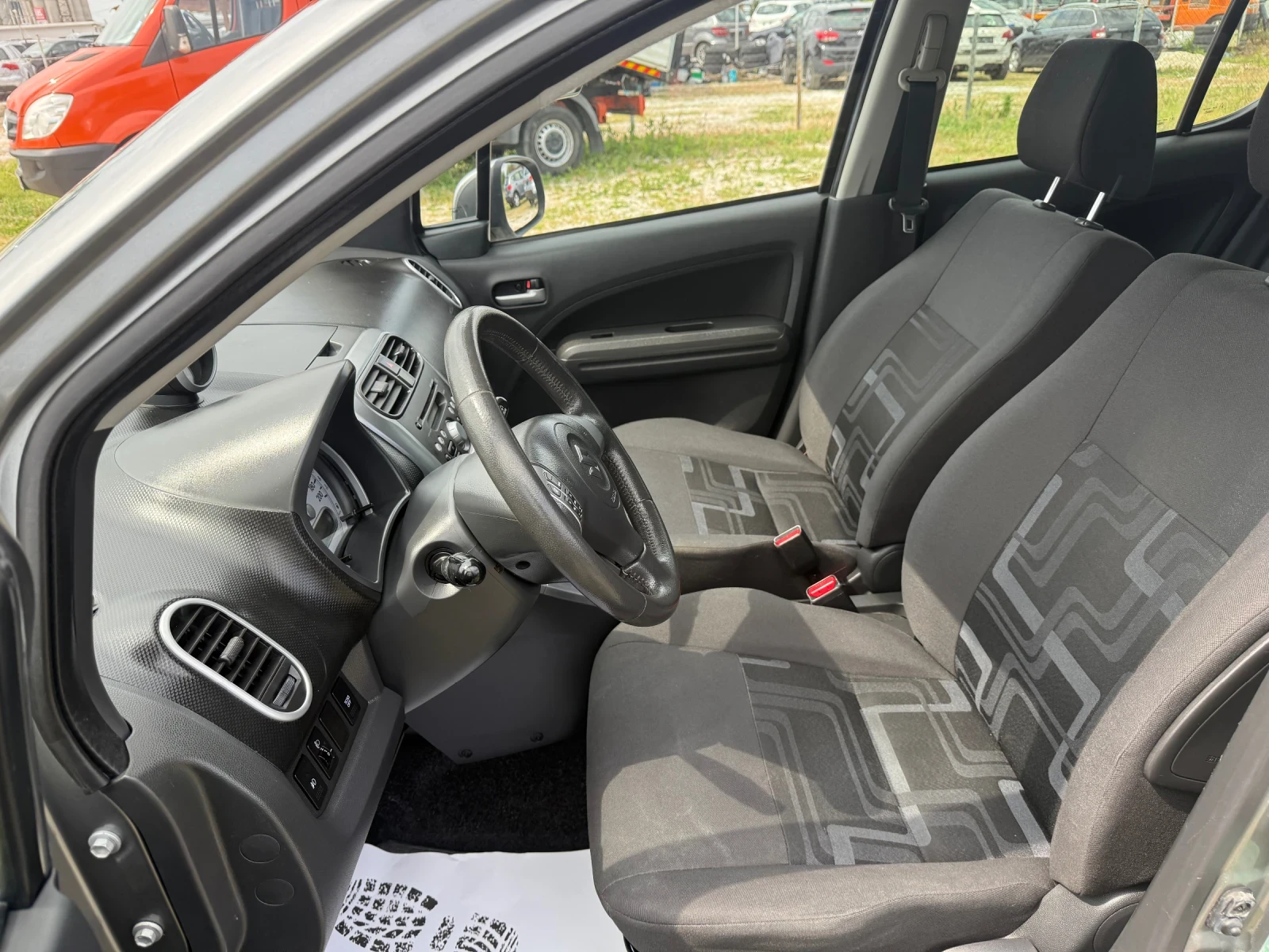 Suzuki Splash 1.3 бензин - изображение 6